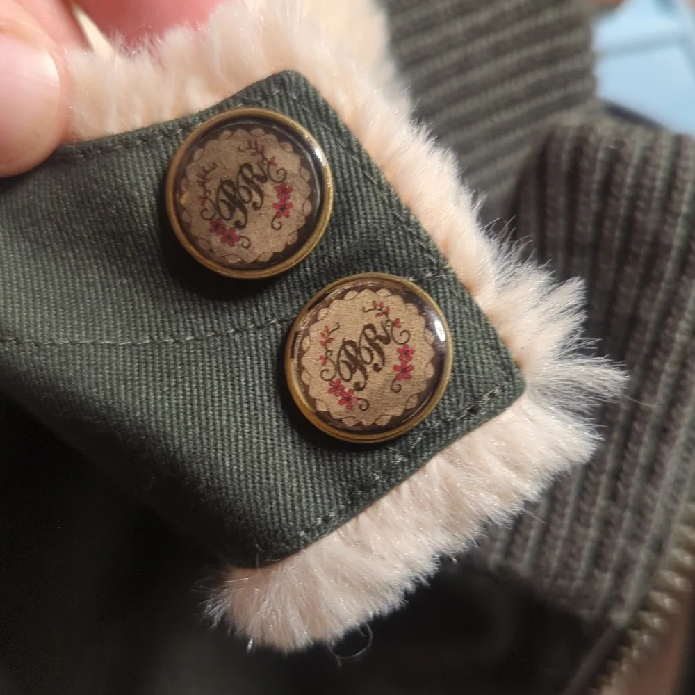 Powder River Outfitters PanhandleSlimGirls Sz S Olive Faux Fur Lined Hooded Vest